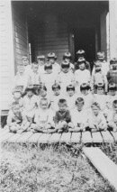 Black and white photo of Japanese kindergarten class circa 1930s